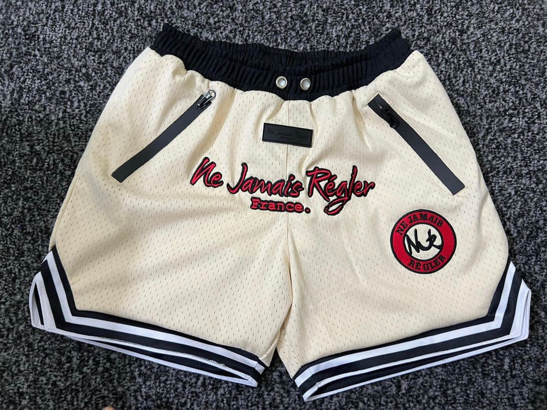 PLAYOFF Cream Shorts