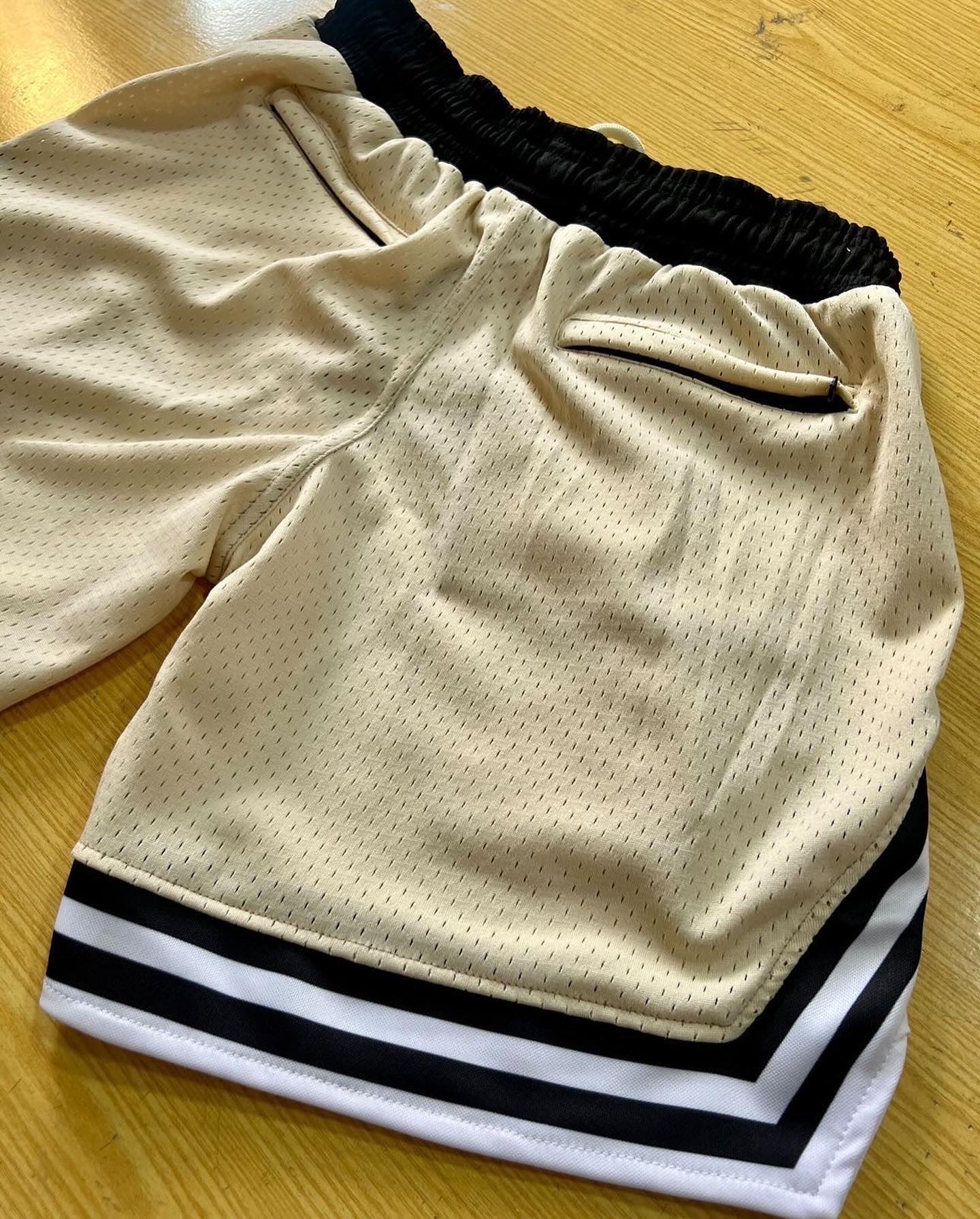 PLAYOFF Cream Shorts